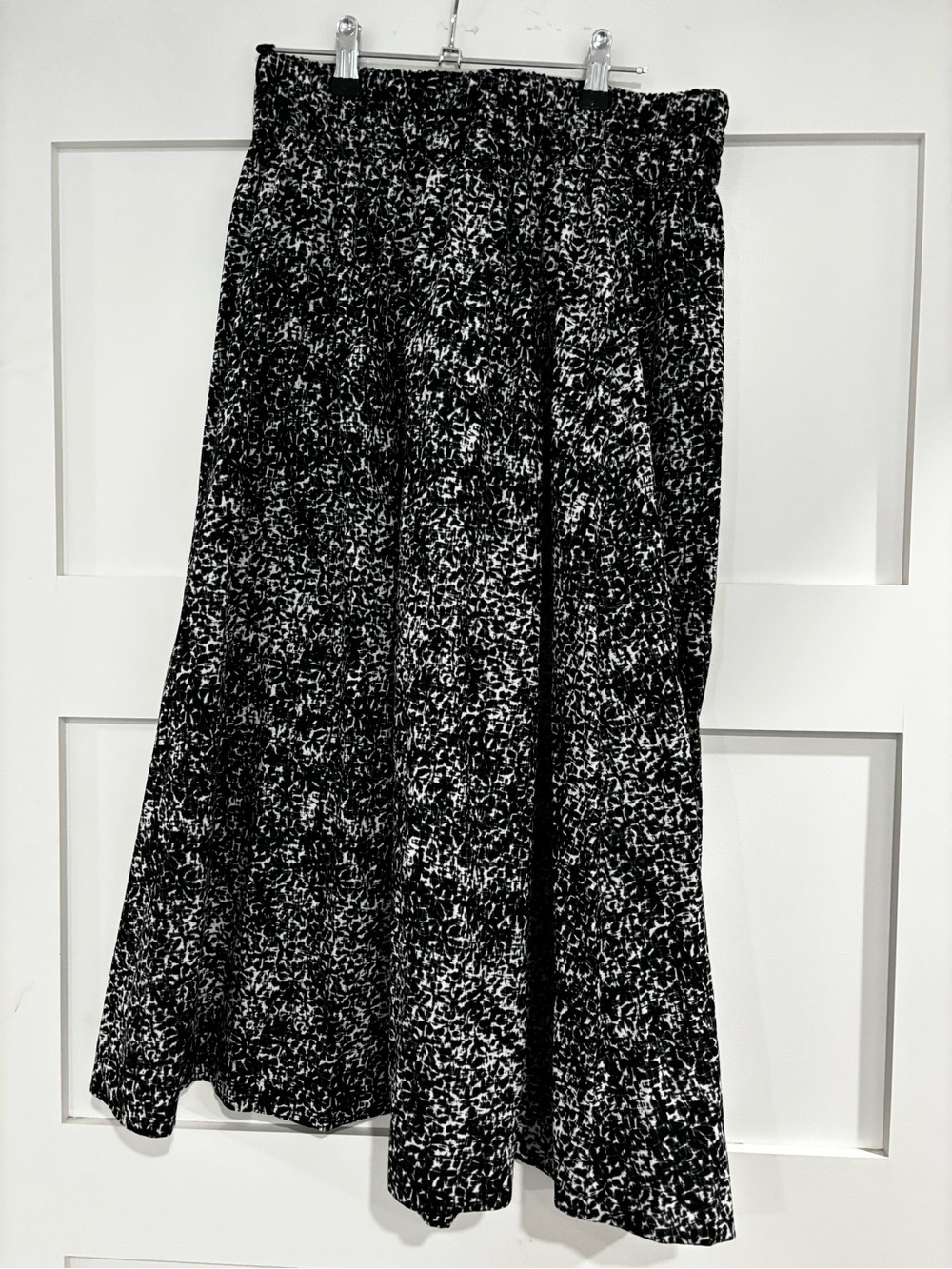 GAP Black and White Printed Maxi Skirt